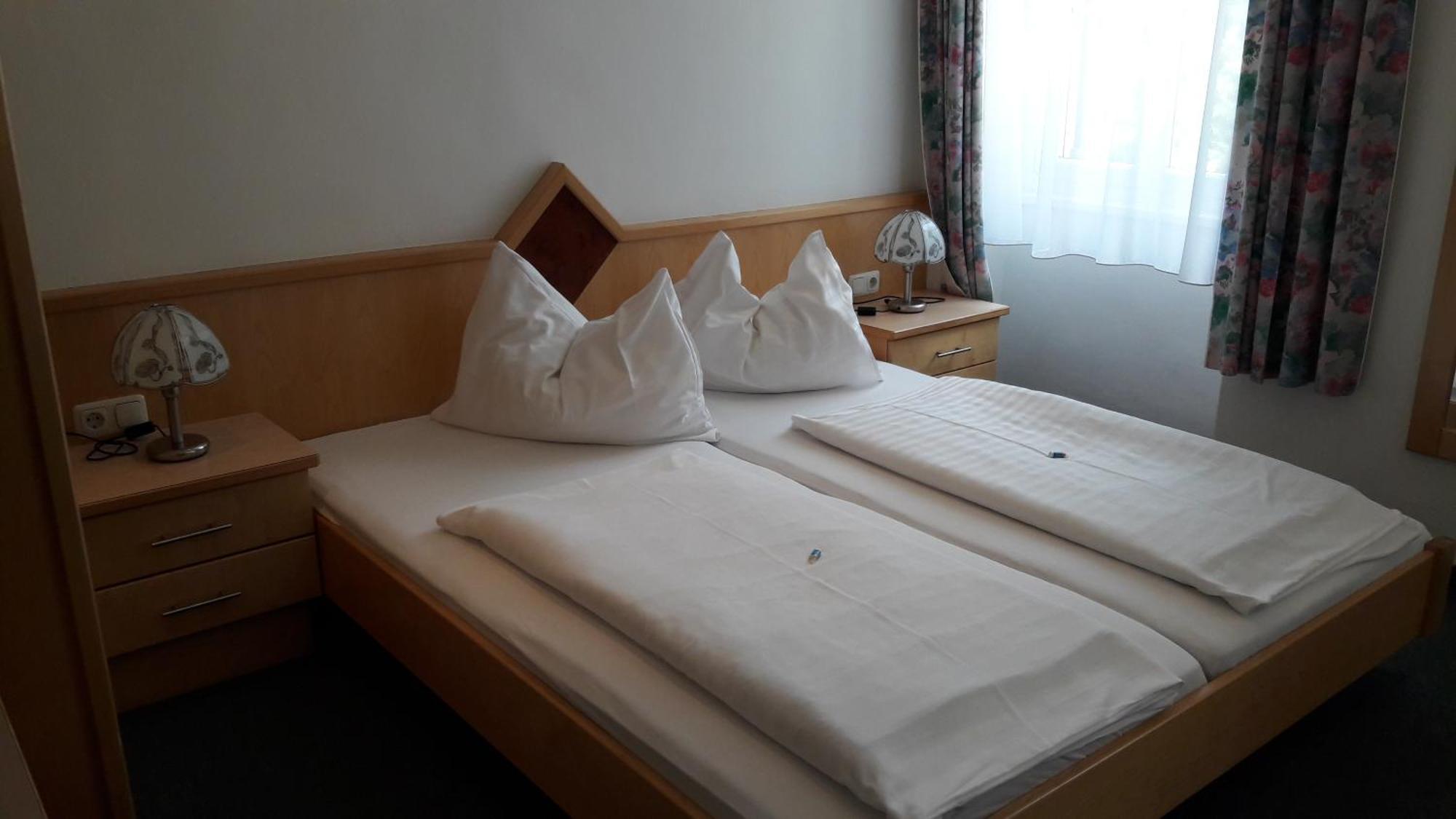 Seepension Kakl Velden am Wörthersee Habitación foto